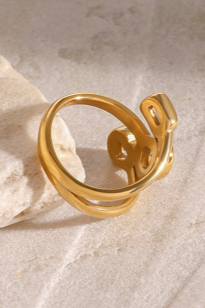 Goldring-Set für Damen mit geometrischen Kristallakzenten