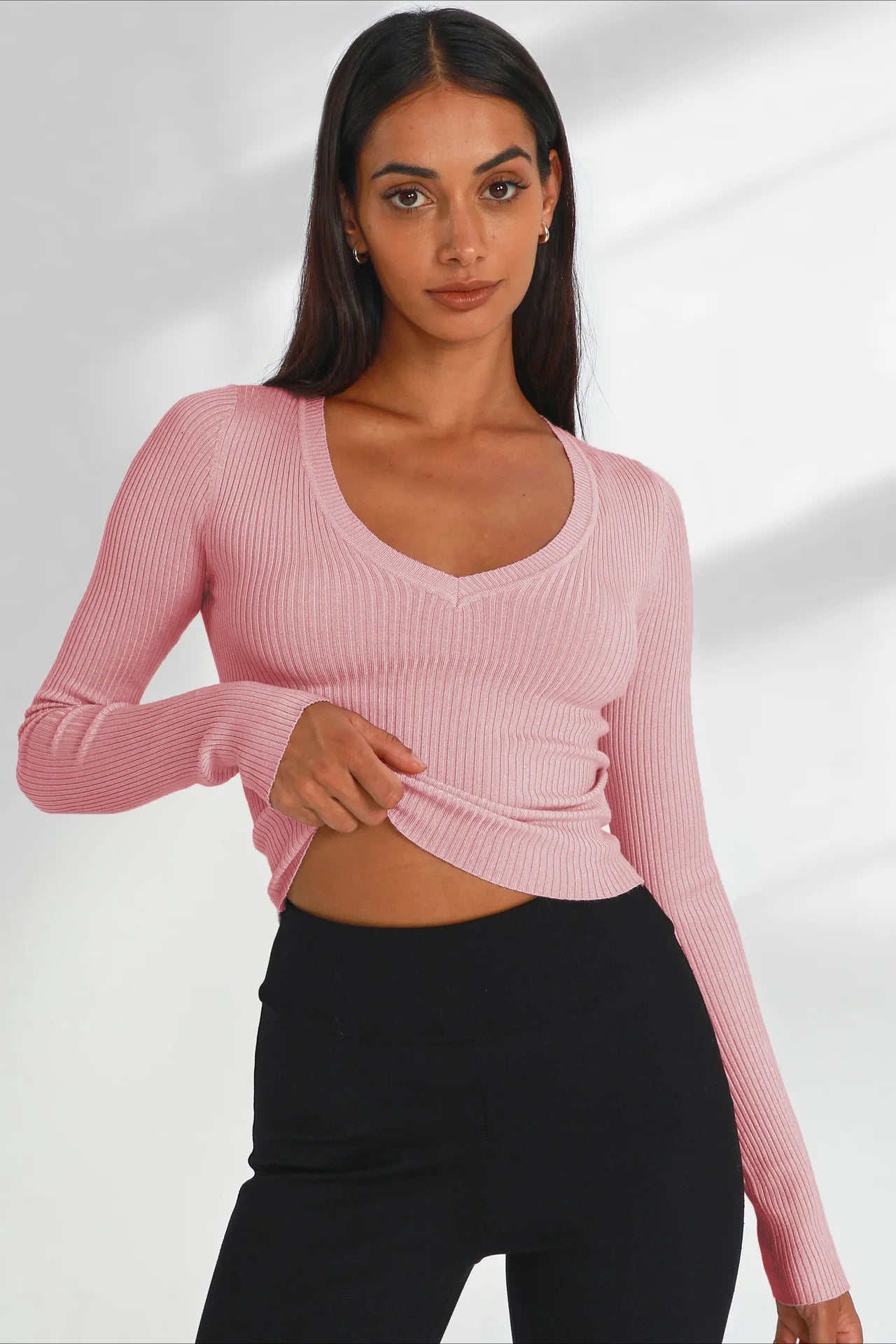 Schicker gerippter Kurzpullover mit V-Ausschnitt