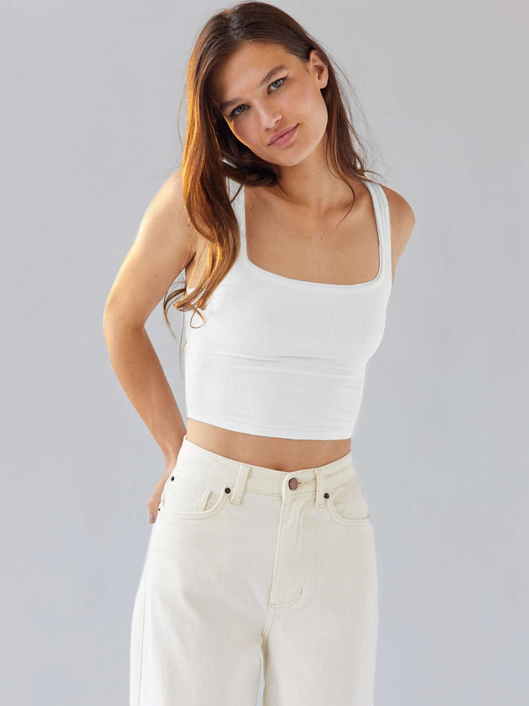 Weißes ärmelloses Tanktop mit eckigem Ausschnitt