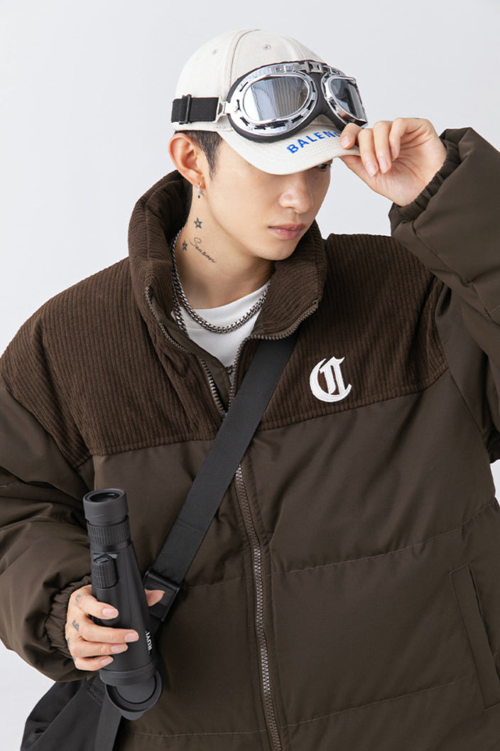 Herren Daunenjacke mit Cordakzent - Moderne Winterjacke mit Logo-Druck