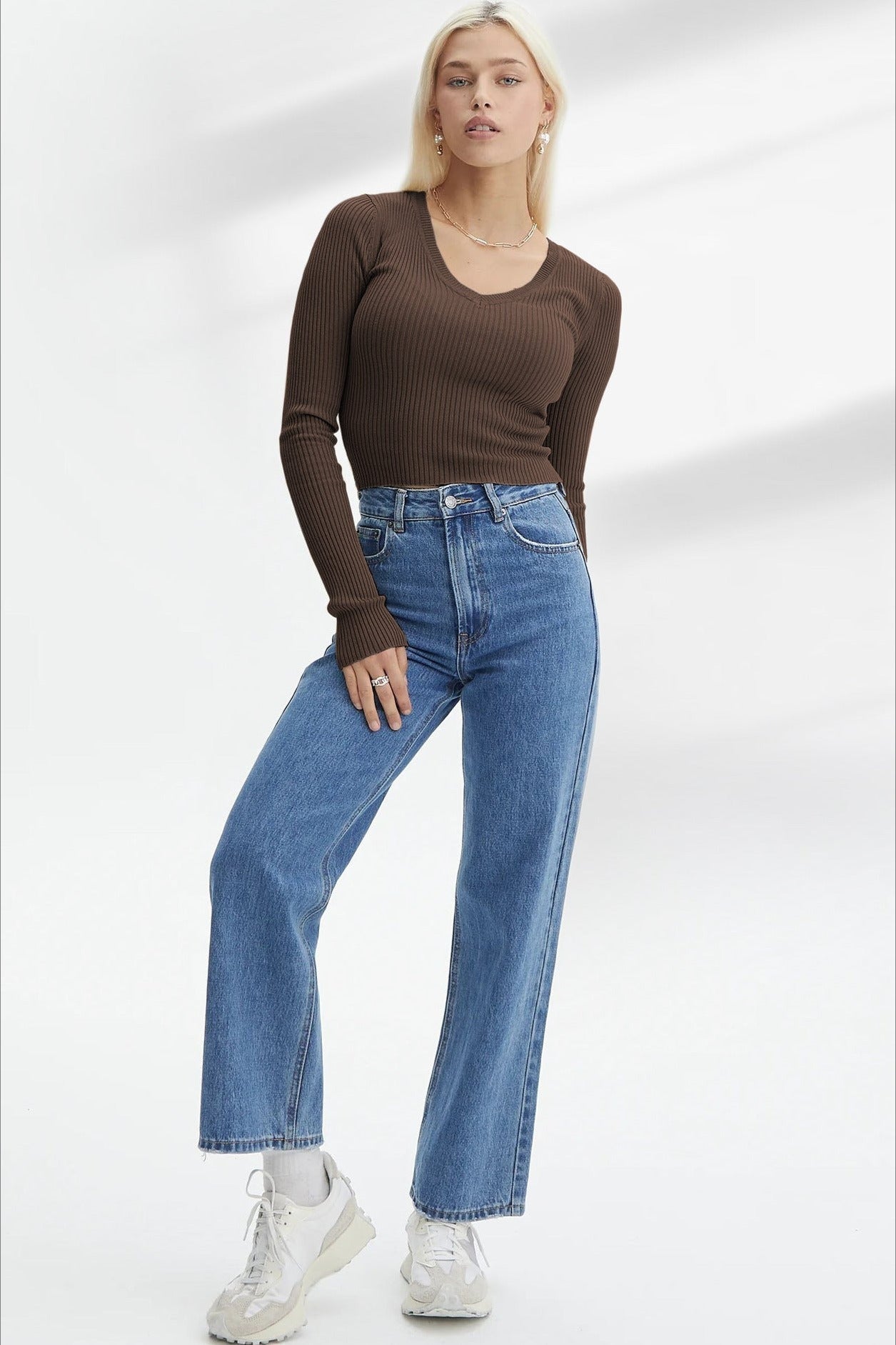Braunes Elegantes Langarm-Strickshirt mit V-Ausschnitt