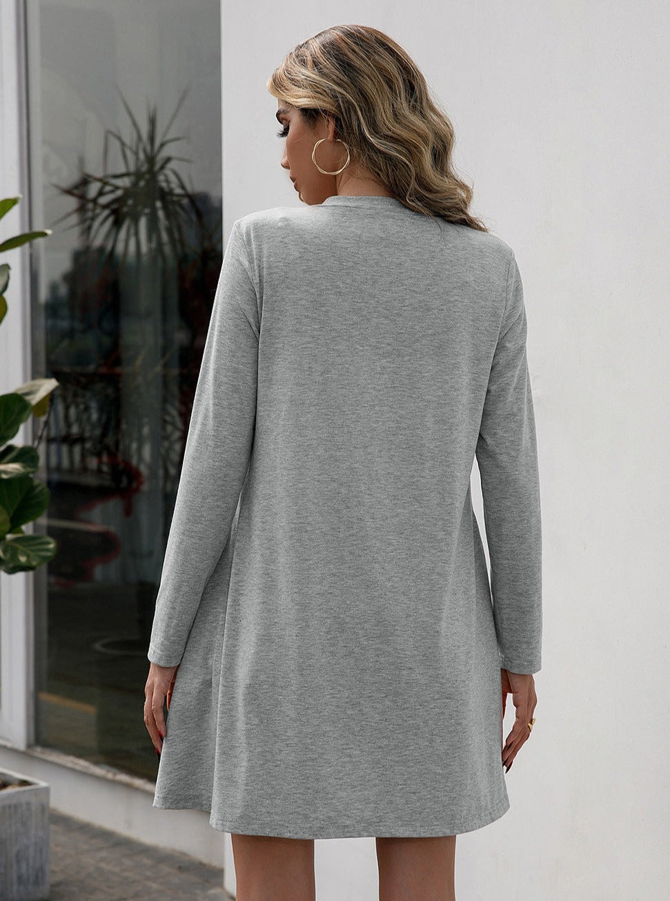 Einfarbiger, langärmliger Cardigan mit Knopfleiste 