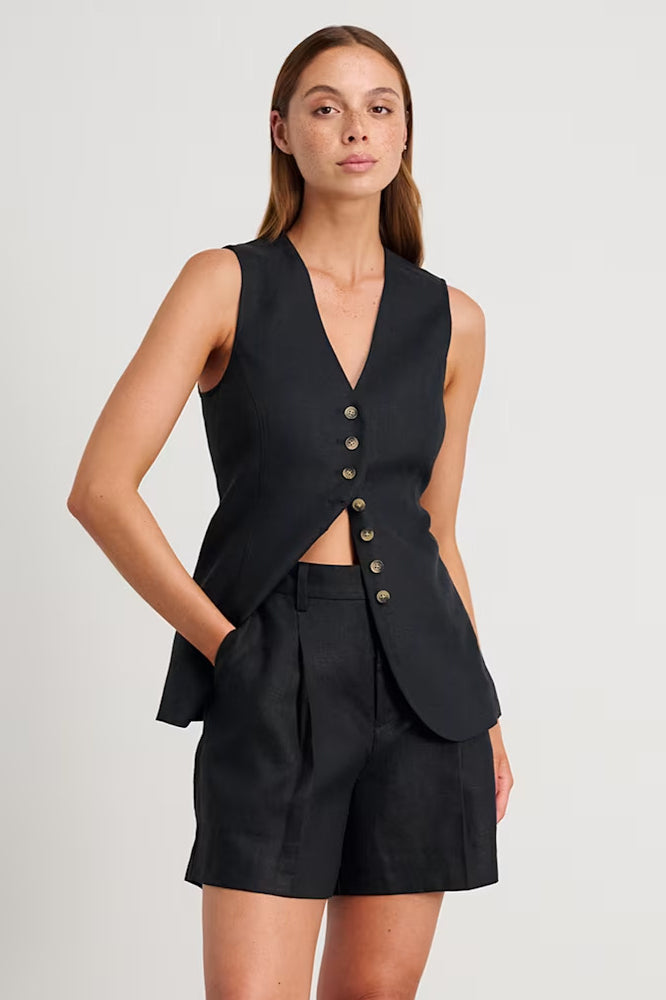 Eclipse Tailored Vest Ensemble